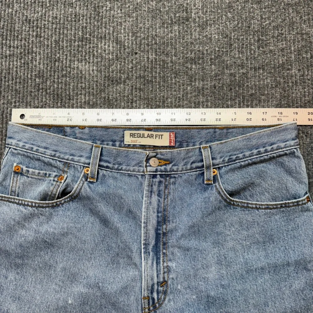Levi's 505 38x30 Regular‎ Fit Straight Leg Jeans Light Wash Classic Denim